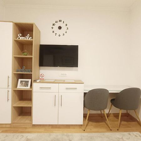 Apartment Sunset I トレビニエ エクステリア 写真
