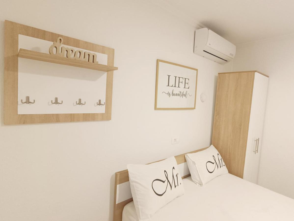 Apartment Sunset I トレビニエ エクステリア 写真